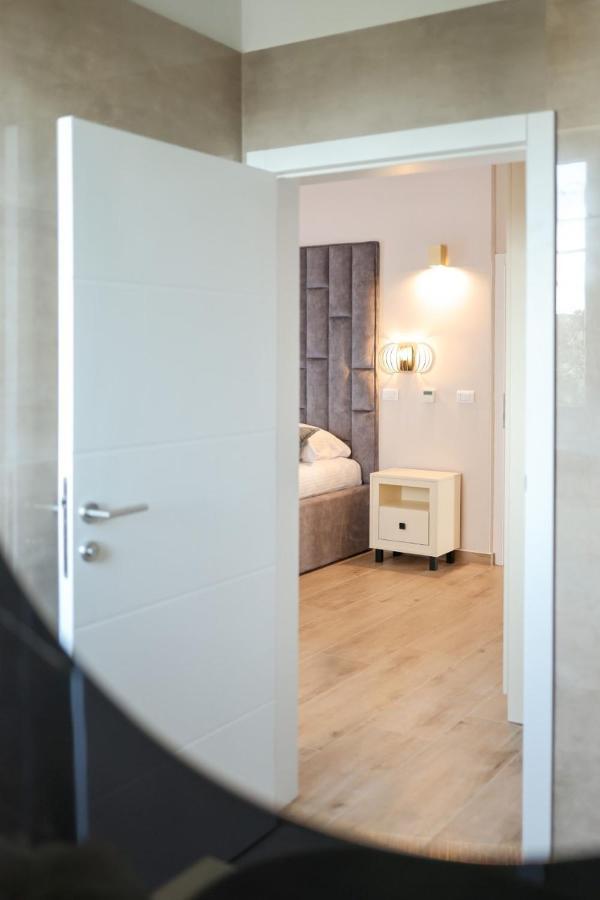Castello Exclusive Rooms With Breakfast - By Ta Leut Agency 普利拉卡 外观 照片